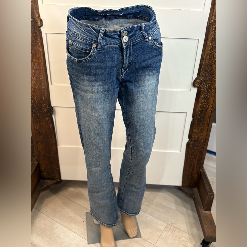Wallflower Women’s Straight Leg Jeans Blue Size 7 Luscious Curvy Fit YKK Zip